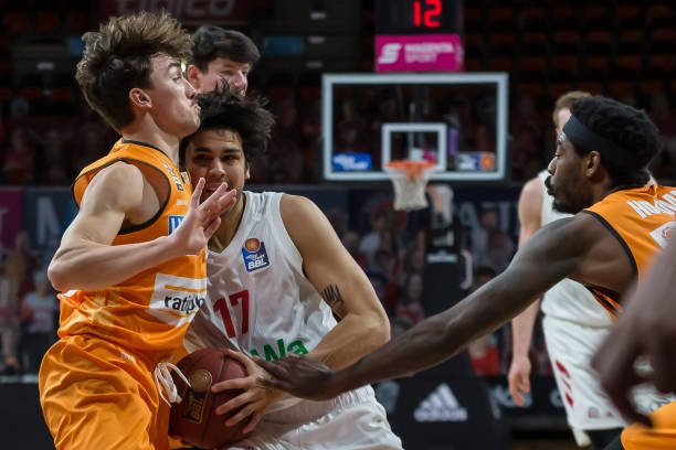 纵观欧洲豪 纵观欧洲豪