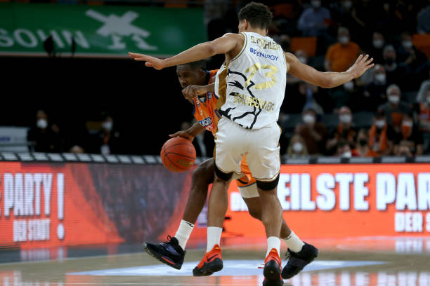 赛竞争的忠 赛竞争的忠