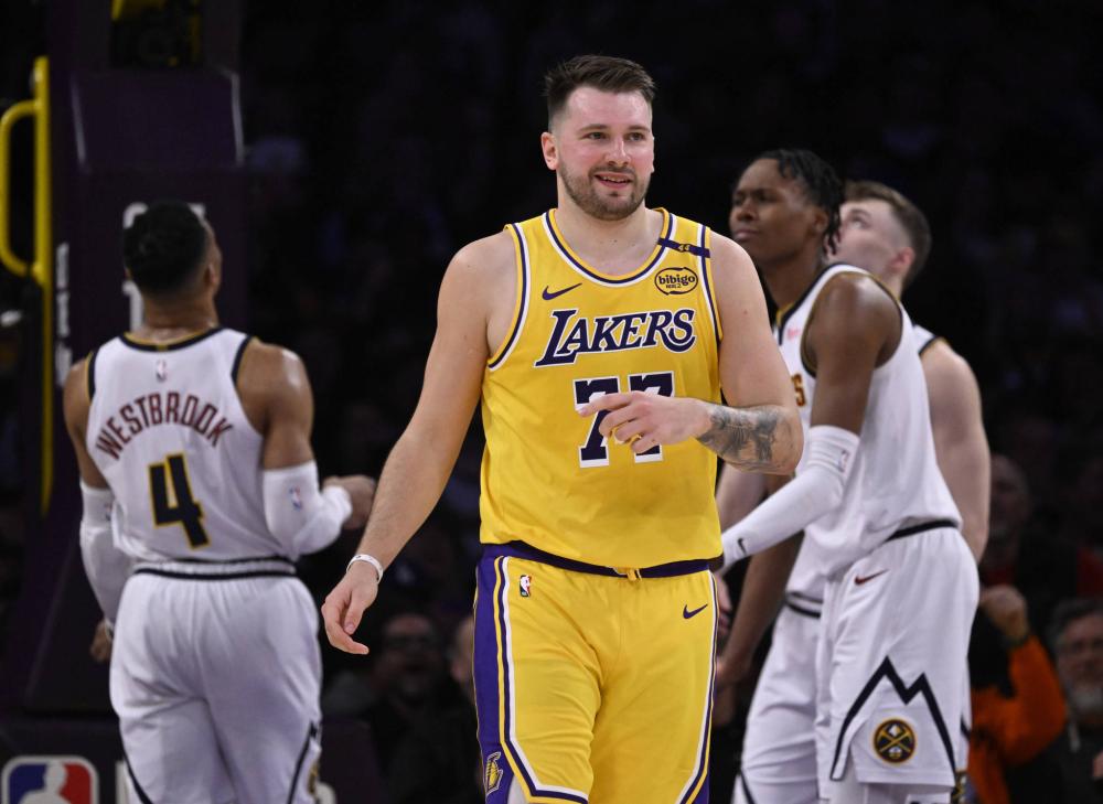 中占据上风 中占据上风