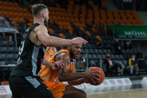 李伟补充道 李伟补充道